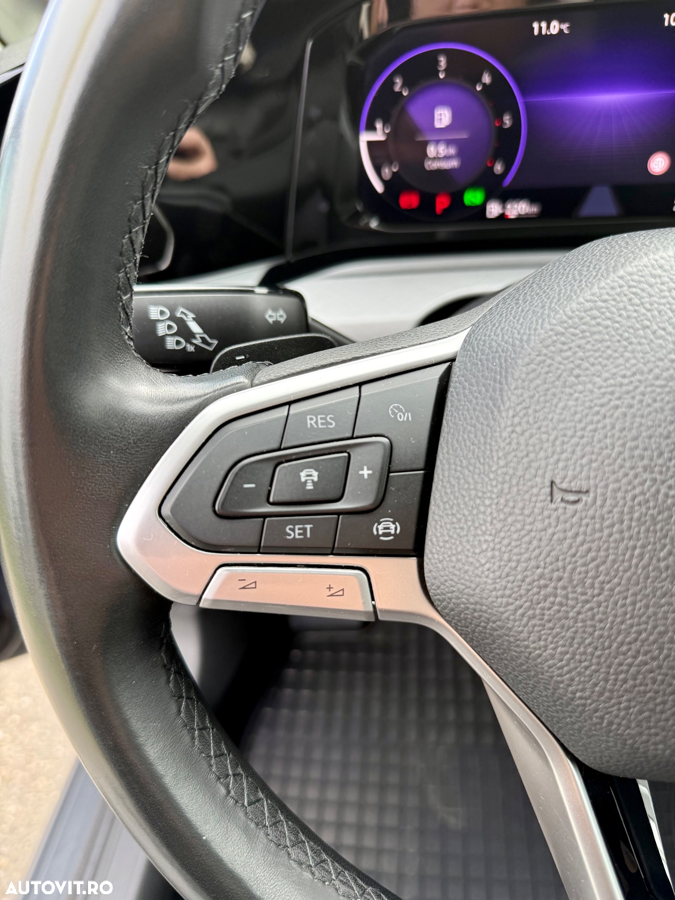 Volkswagen Golf 2.0 TDI DSG Life - 20