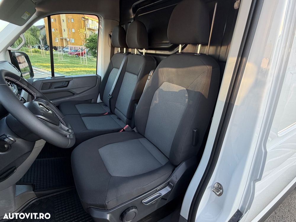 Volkswagen Crafter - 12