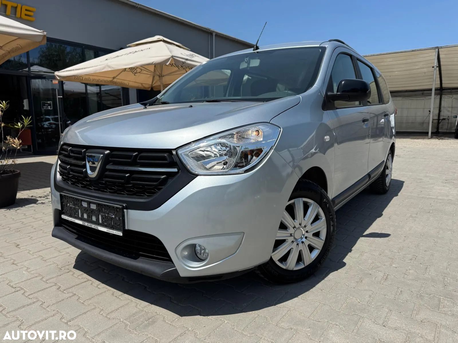 Dacia Lodgy 1.5 Blue dCi Laureate - 1