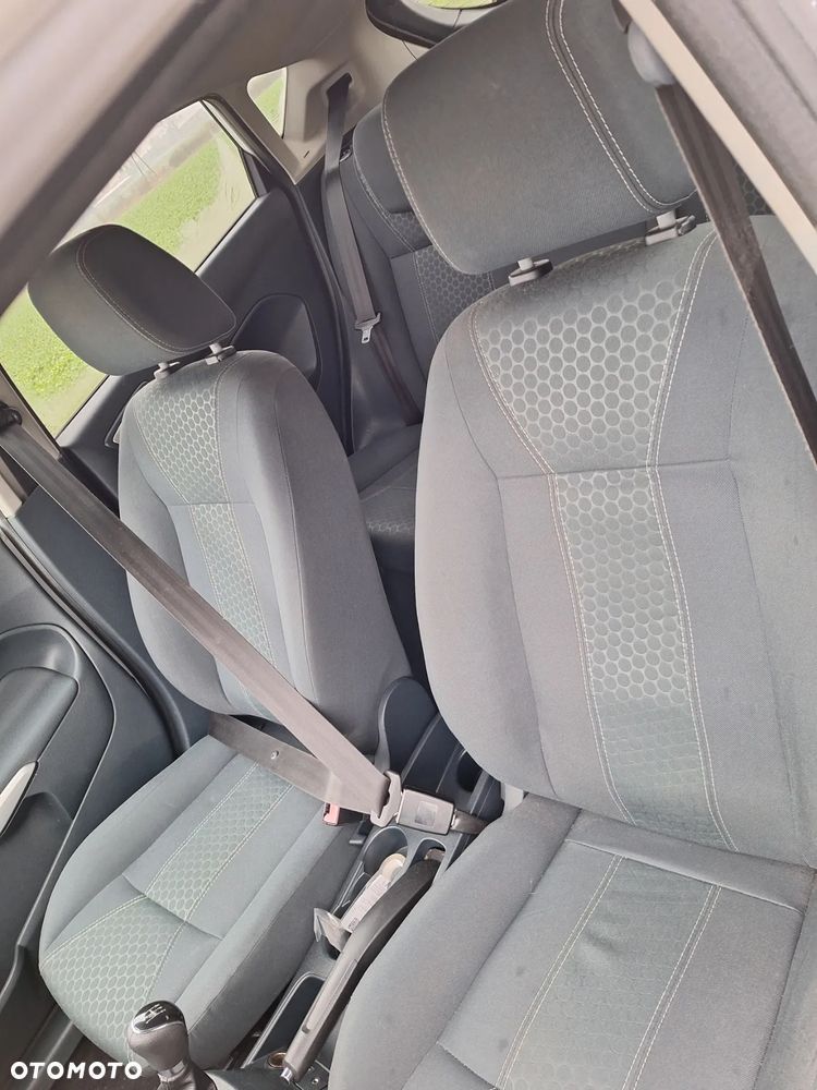 Ford Fiesta 1.6 Ti-VCT Titanium - 12