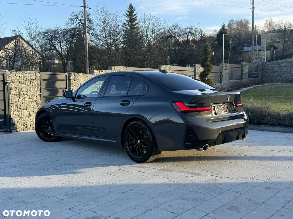 BMW Seria 3 320d xDrive M Sport - 30