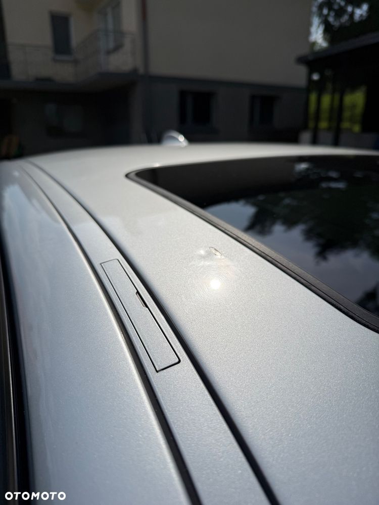 BMW Seria 3 318i - 13