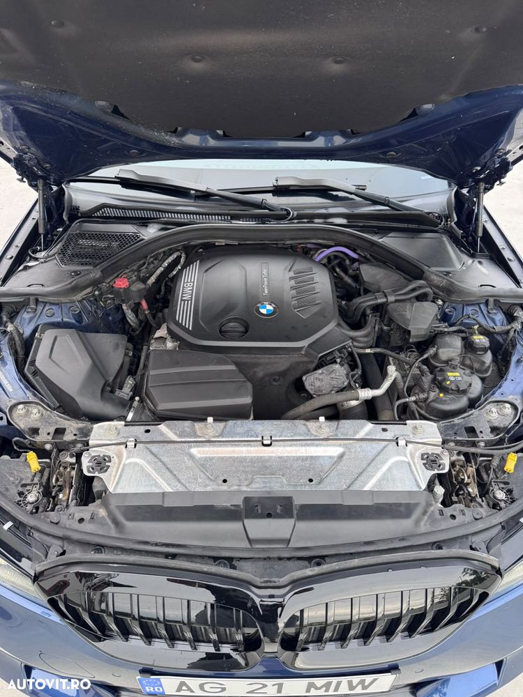 BMW Seria 3 320d xDrive AT - 18