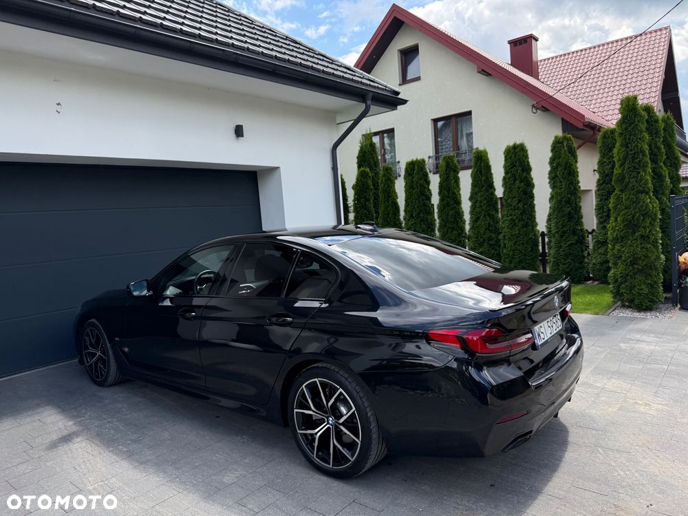 BMW Seria 5 520d xDrive mHEV M Sport sport - 8