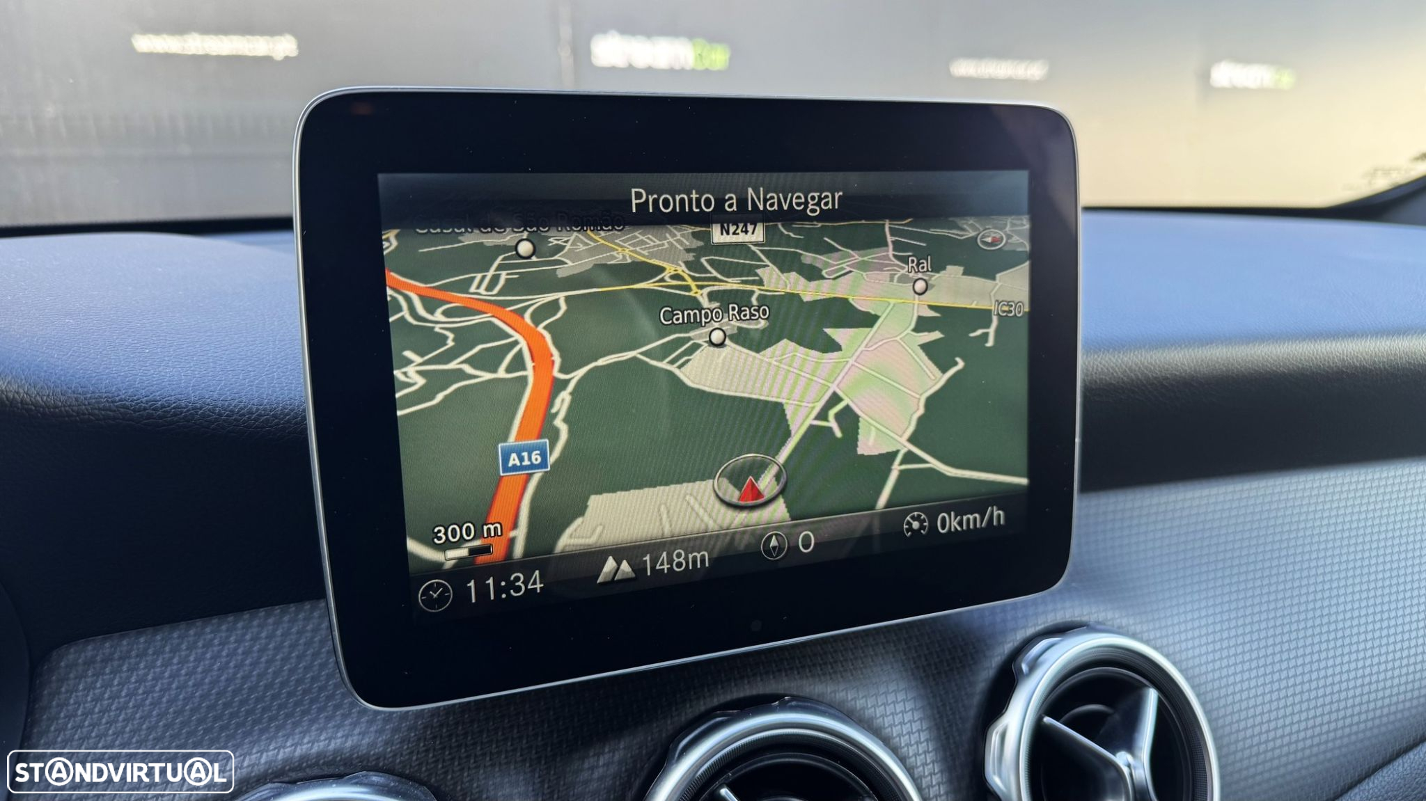 Mercedes-Benz GLA 180 d Urban - 21