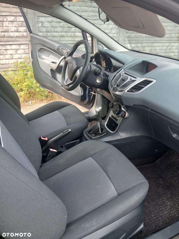 Ford Fiesta - 7