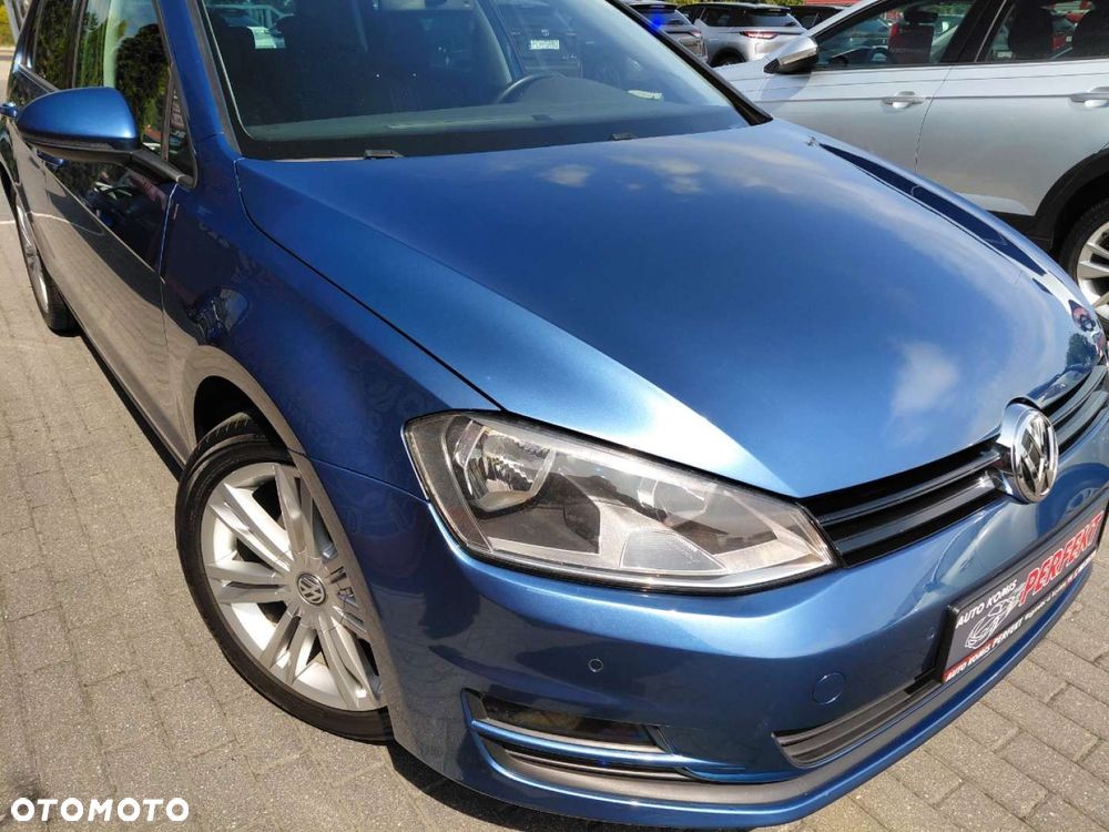 Volkswagen Golf - 5