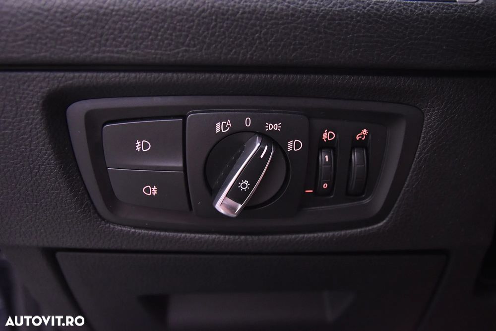 BMW Seria 1 118i Aut. M Sport - 14