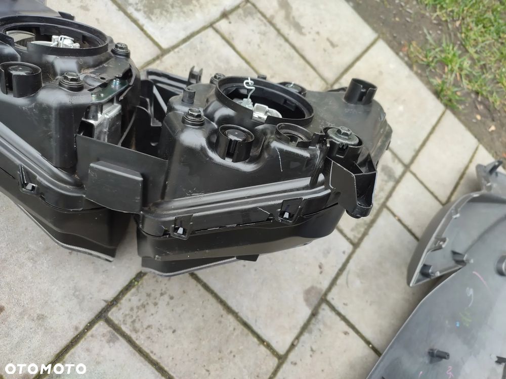 Lampa przód, reflektor Yamaha R3 - 15