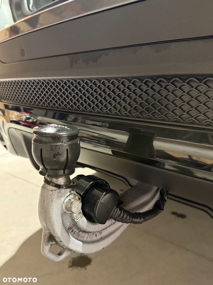 Mercedes-Benz GLB 220 d 4-Matic AMG Line 8G-DCT - 18