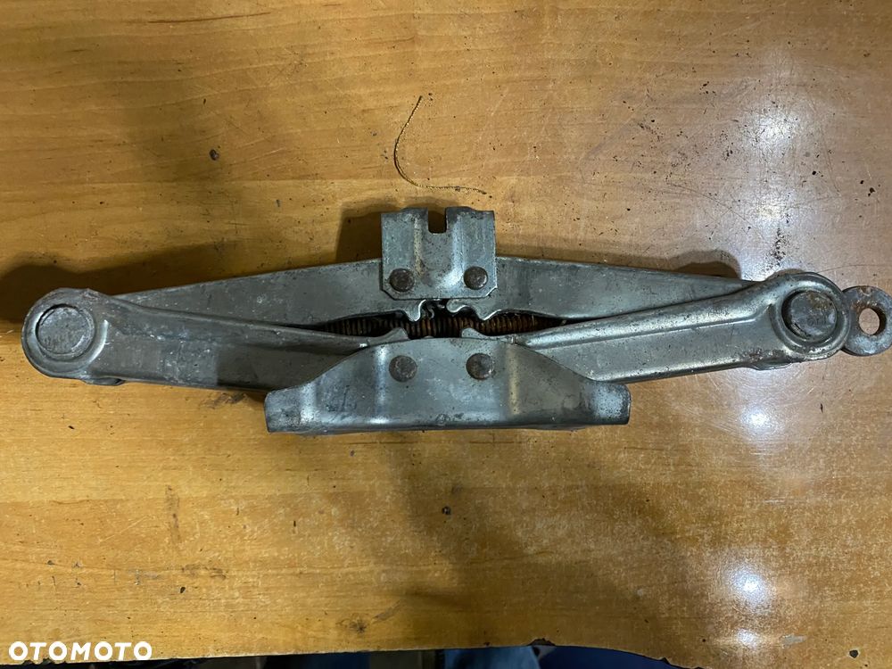 LEWAREK PODNOŚNIK MERCEDES BMW FIAT FORD MAZDA JAGUAR PEUGEOT CITROEN RENAULT - 12