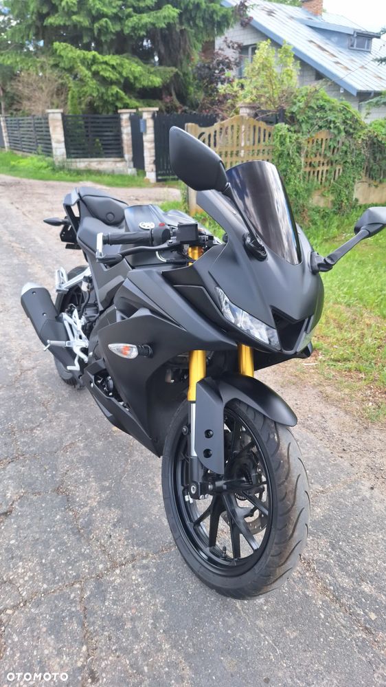 Yamaha YZR - 2