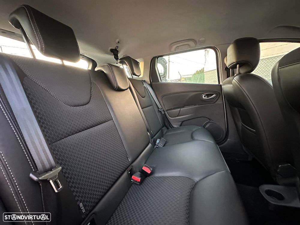 Renault Clio Sport Tourer Energy dCi 110 Start & Stop INTENS - 8