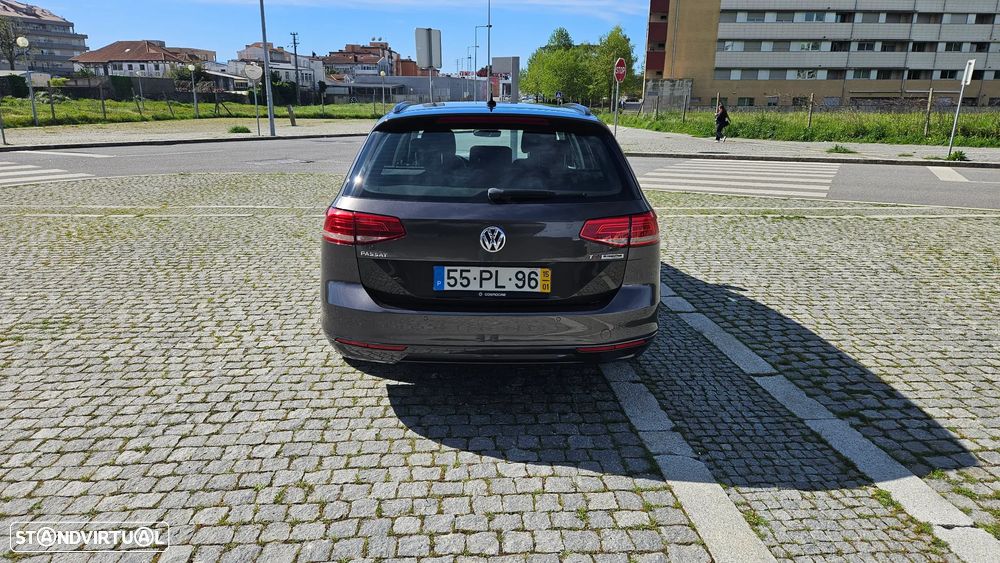 VW Passat Variant 1.6 TDI BlueMotion - 5