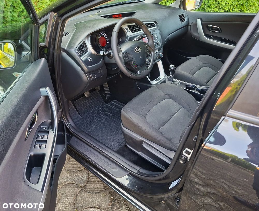 Kia Ceed 2012 photo 5