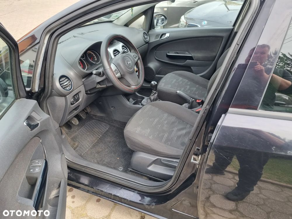 Opel Corsa 1.4 16V Satellite - 7
