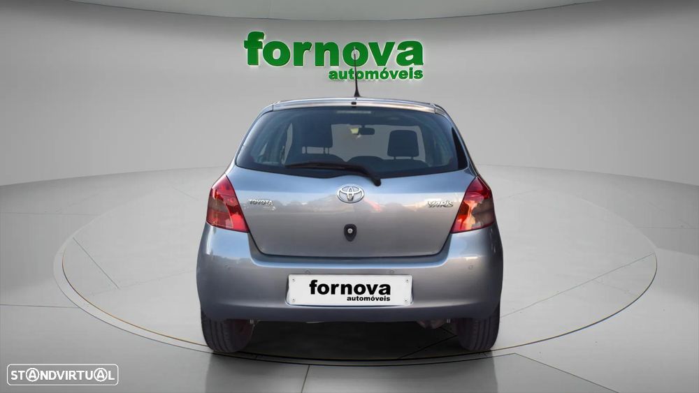 Toyota Yaris - 6
