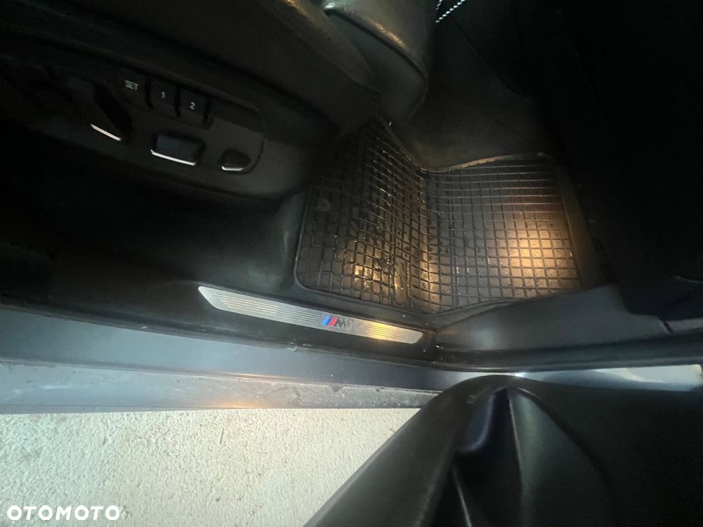 BMW X5 xDrive30d Sport-Aut - 27