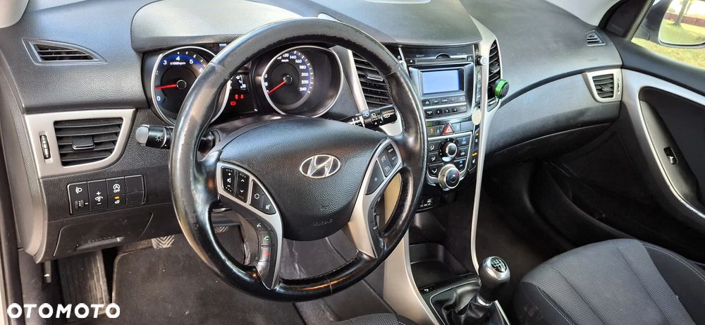 Hyundai i30 1.4 Trend - 11