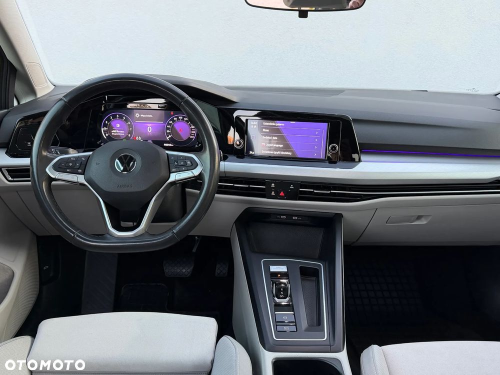 Volkswagen Golf Variant - 13