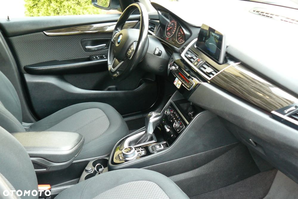 BMW Seria 2 218d Advantage sport - 28