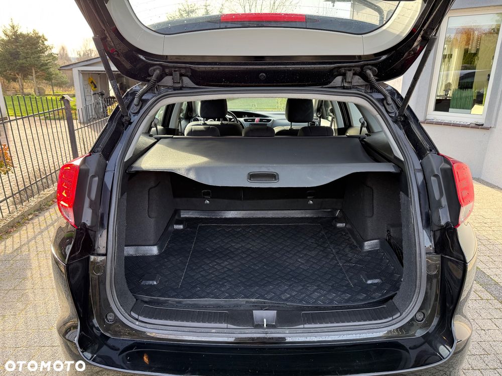 Honda Civic 1.6 i-DTEC Executive Navi - 11