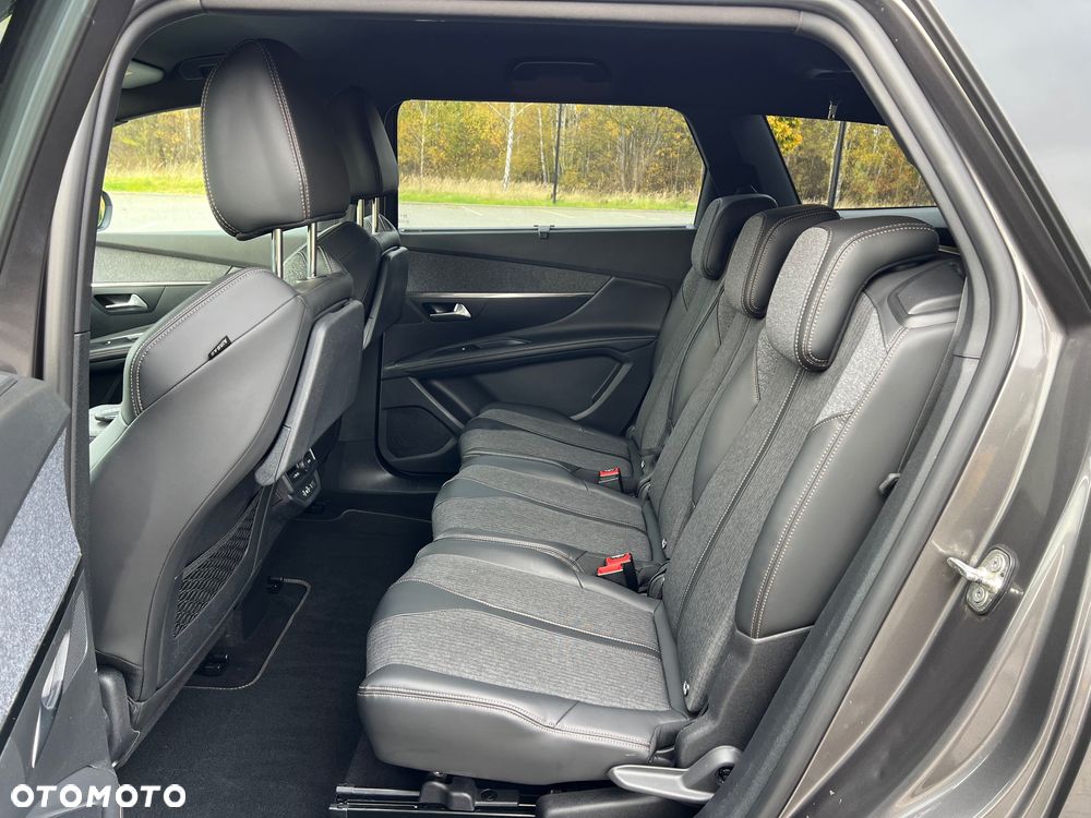 Peugeot 5008 - 29