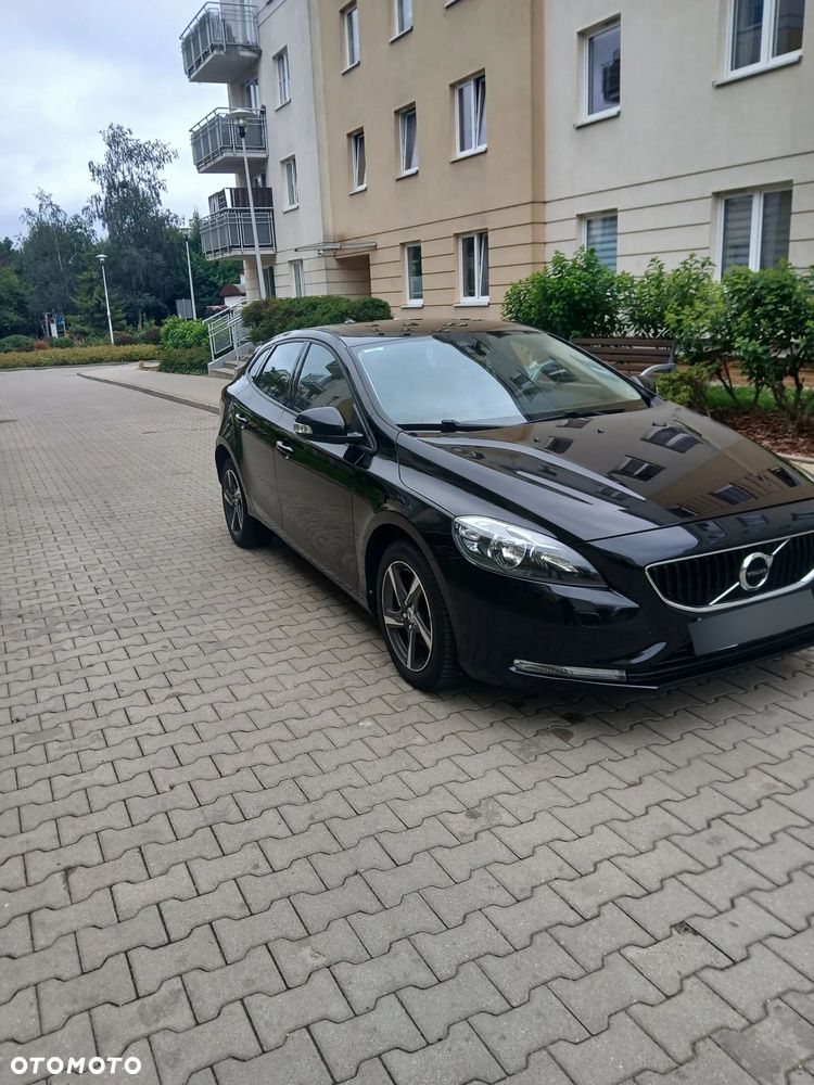 Volvo V40 D2 - 12