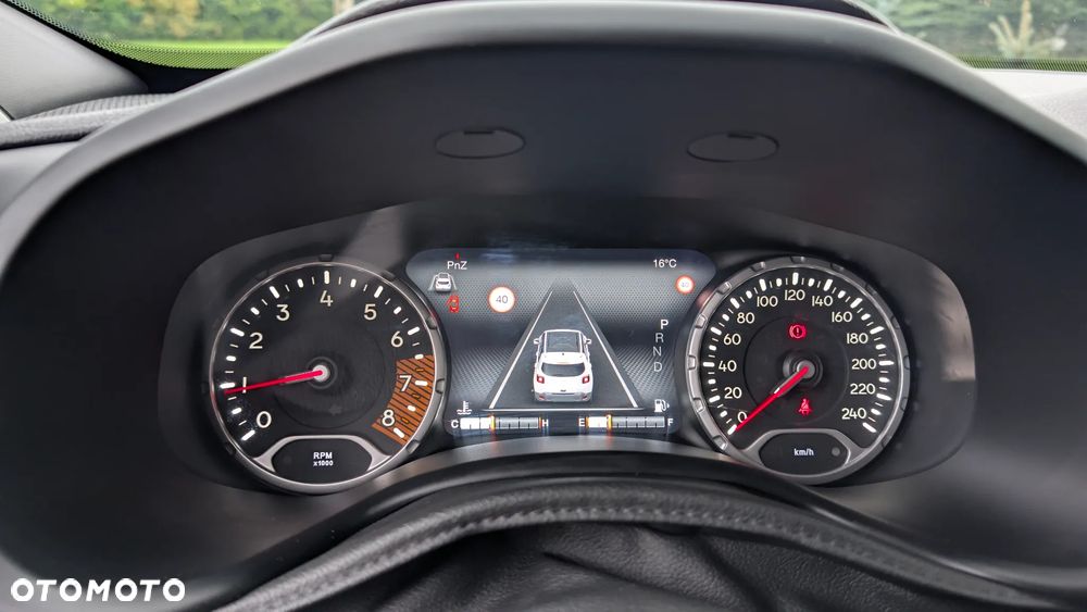 Jeep Renegade 1.3 T-GDI Automatik Limited - 16