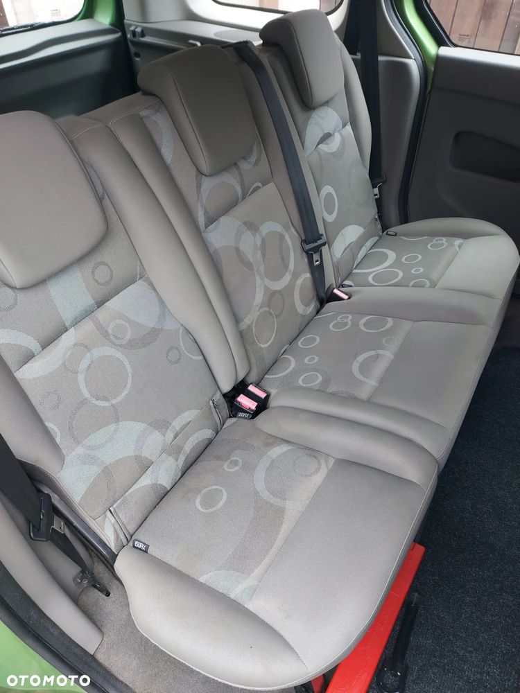 Renault Kangoo 1.6 8V Happy Family - 12