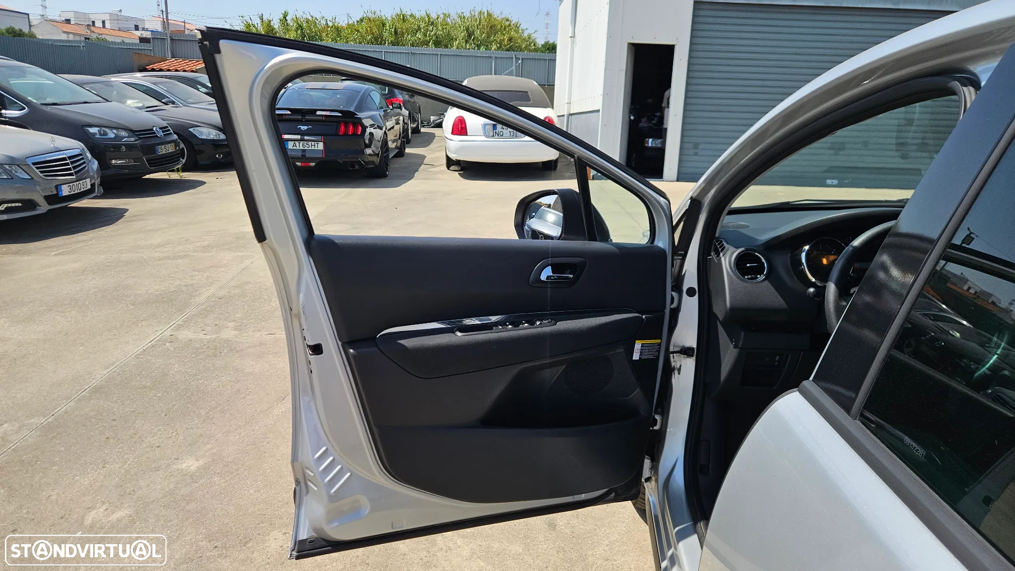 Peugeot 3008 1.6 HDi Executive CMP6 - 9