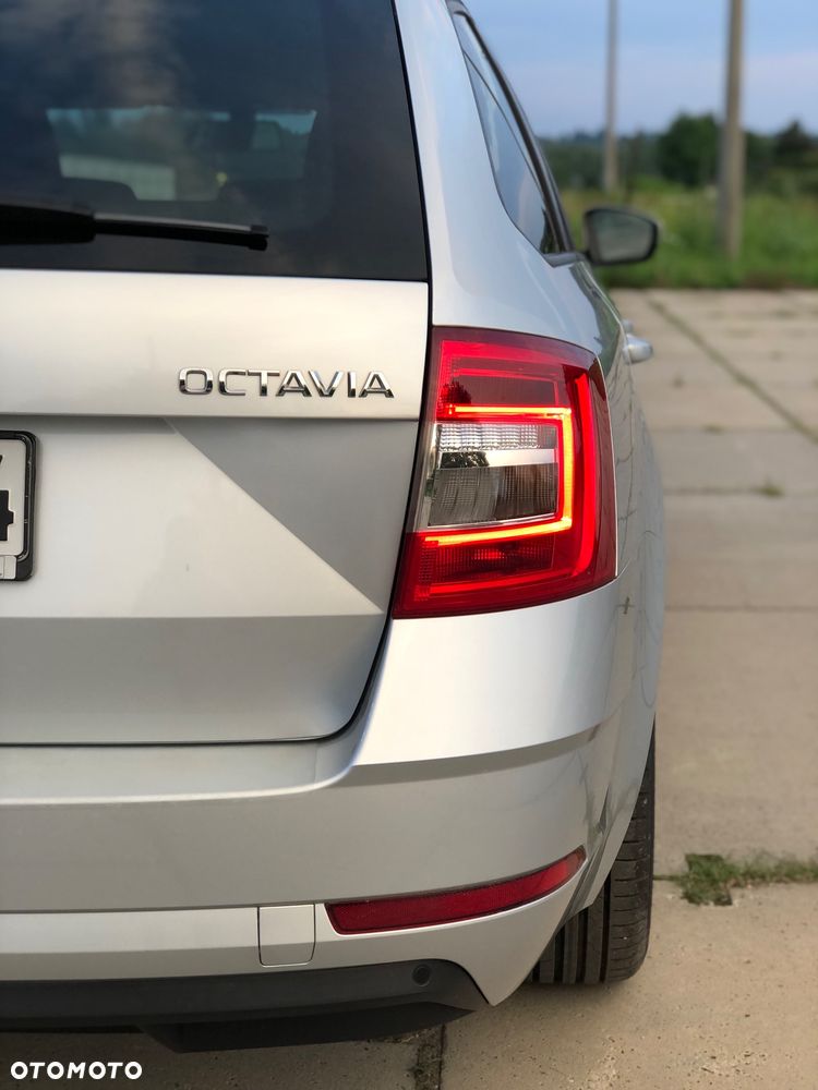 Skoda Octavia 2.0 TDI Ambition EU6 - 12