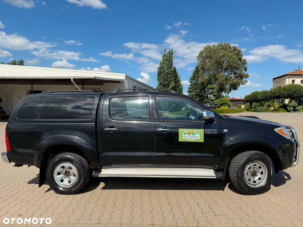 Toyota Hilux 3.0 D-4D Sol - 6