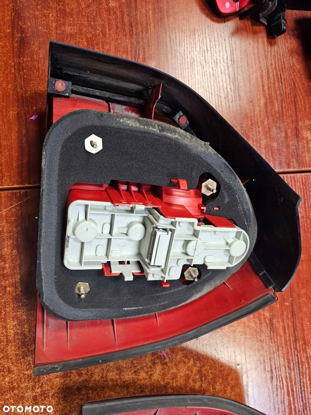 LAMPA LEWY PRAWY TYŁ AUDI A3 8L 3D 00 EU - 7
