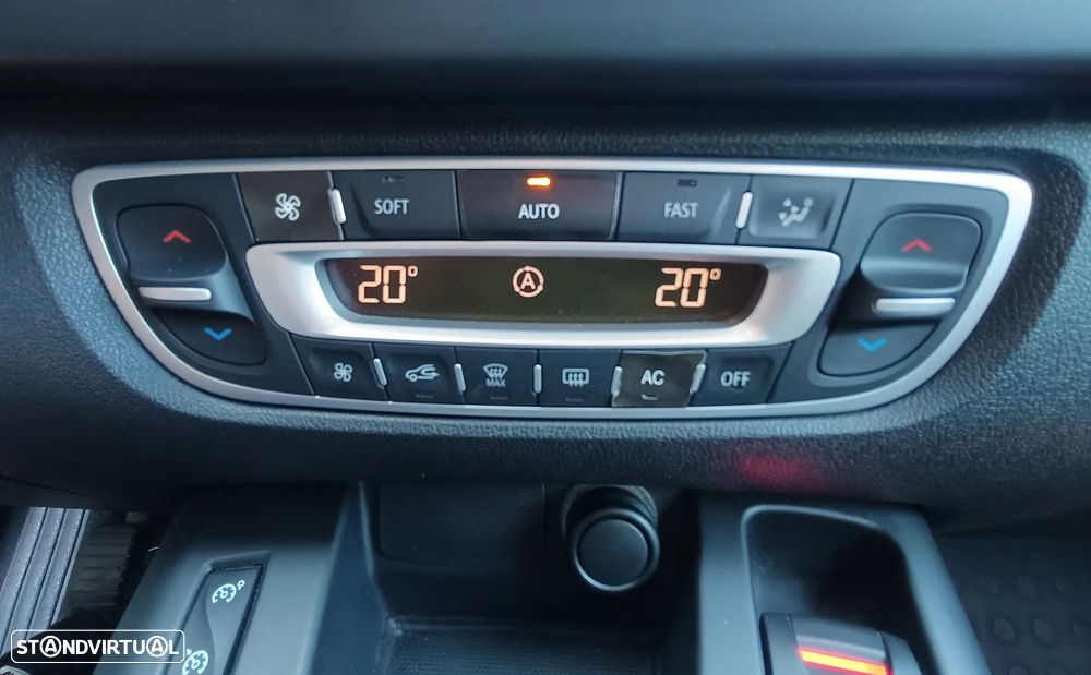 Renault Scénic 1.5 dCi Exclusive SS - 26