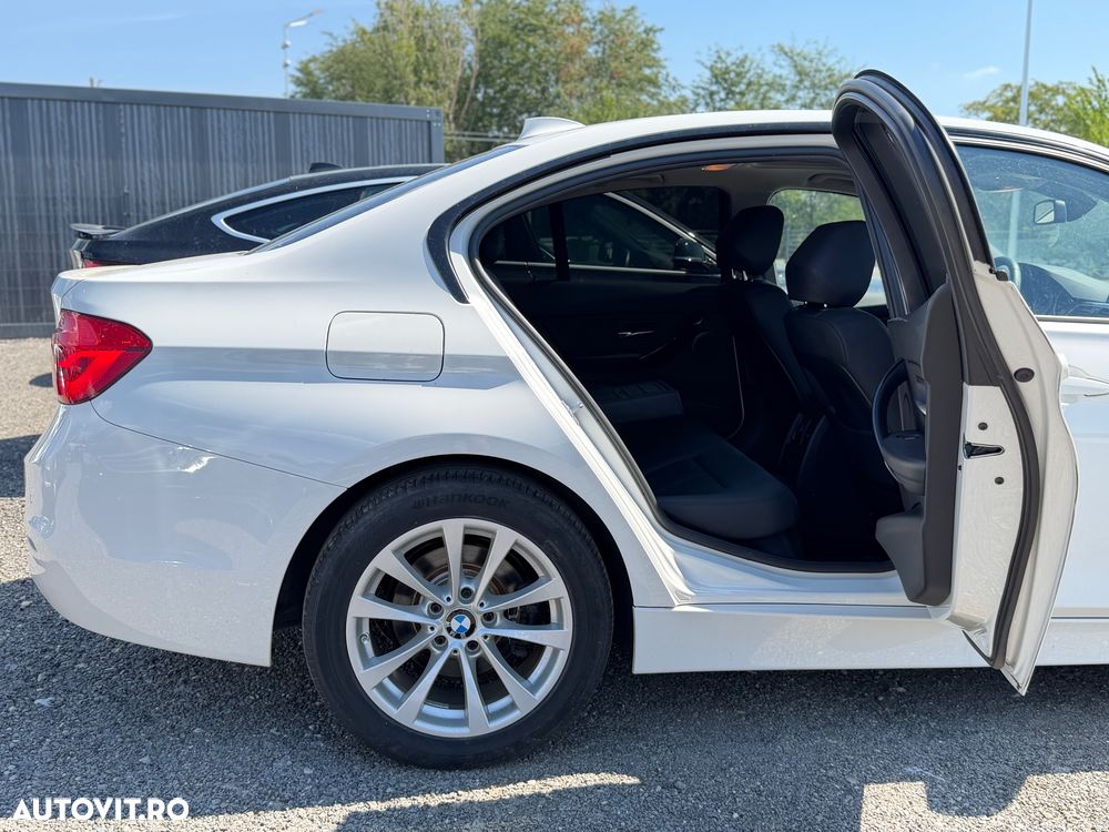 BMW Seria 3 320d xDrive AT Luxury Line - 19