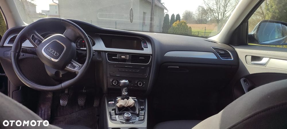 Audi A4 Limousine 2.0 TDI - 5