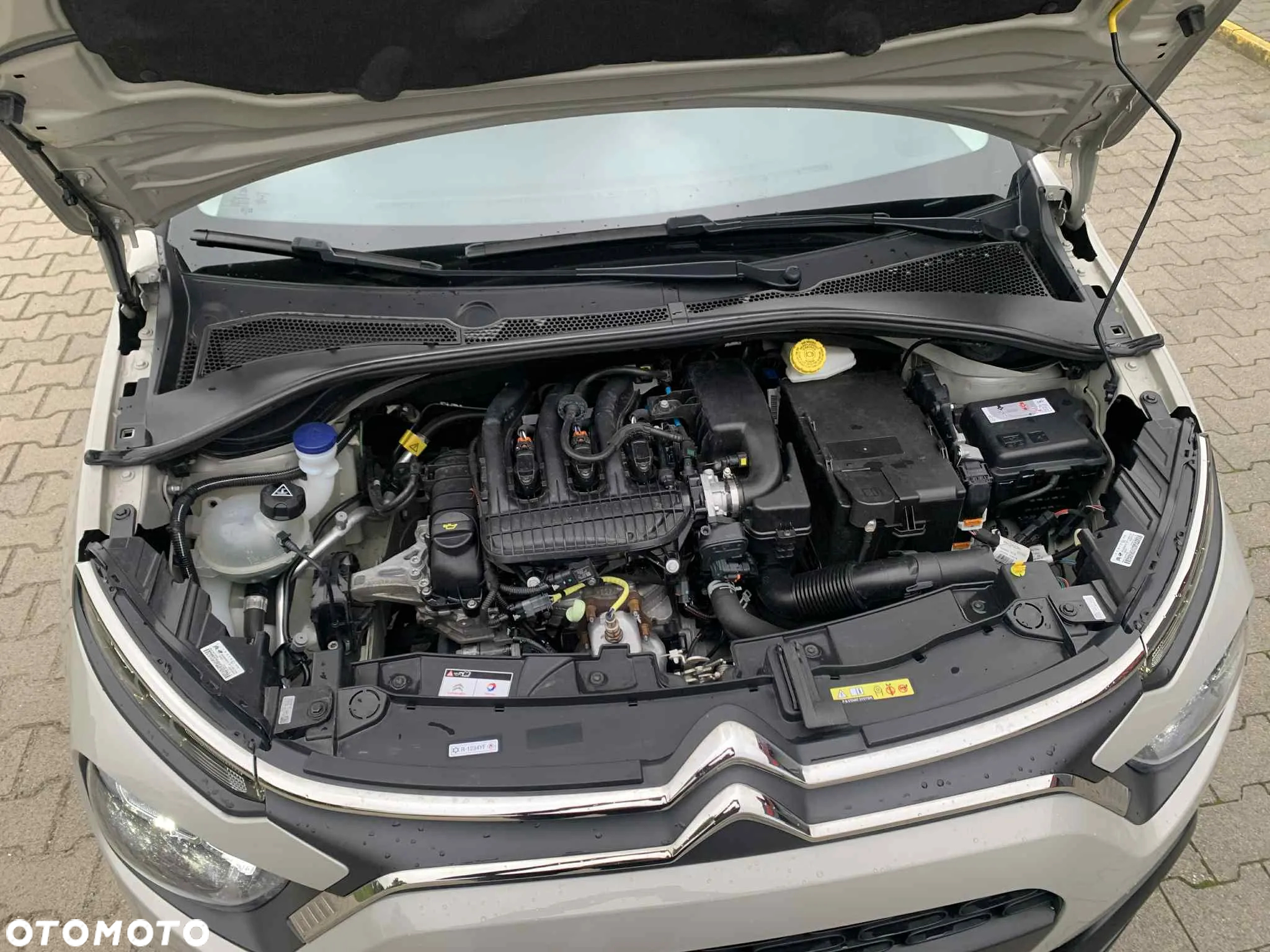 Citroën C3 Pure Tech 82 SHINE - 26