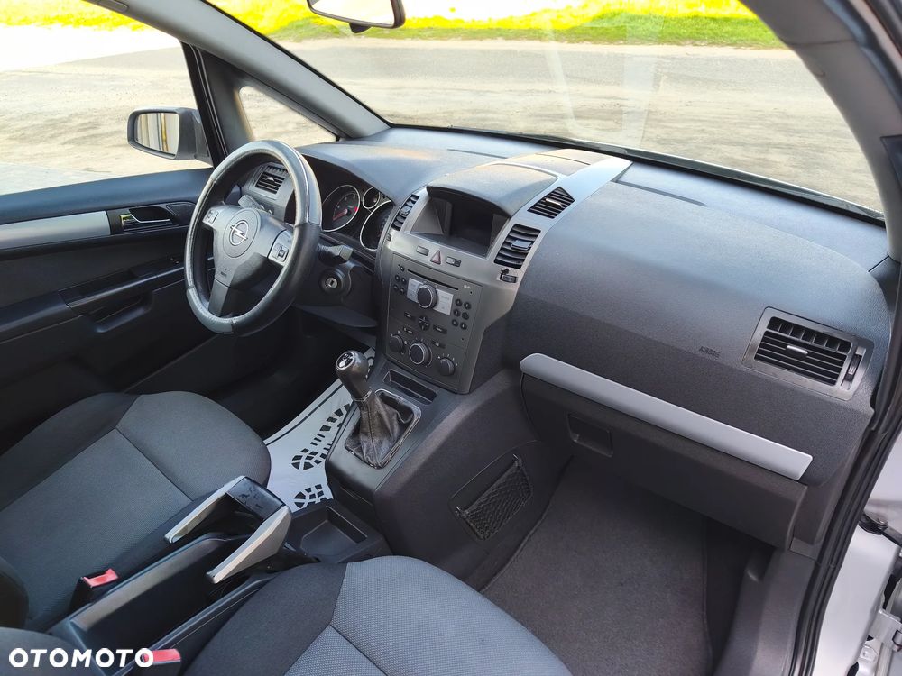 Opel Zafira 1.9 CDTI Enjoy - 30