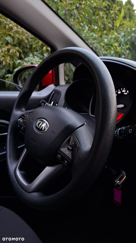 Kia Rio 1.2 Sensation - 21