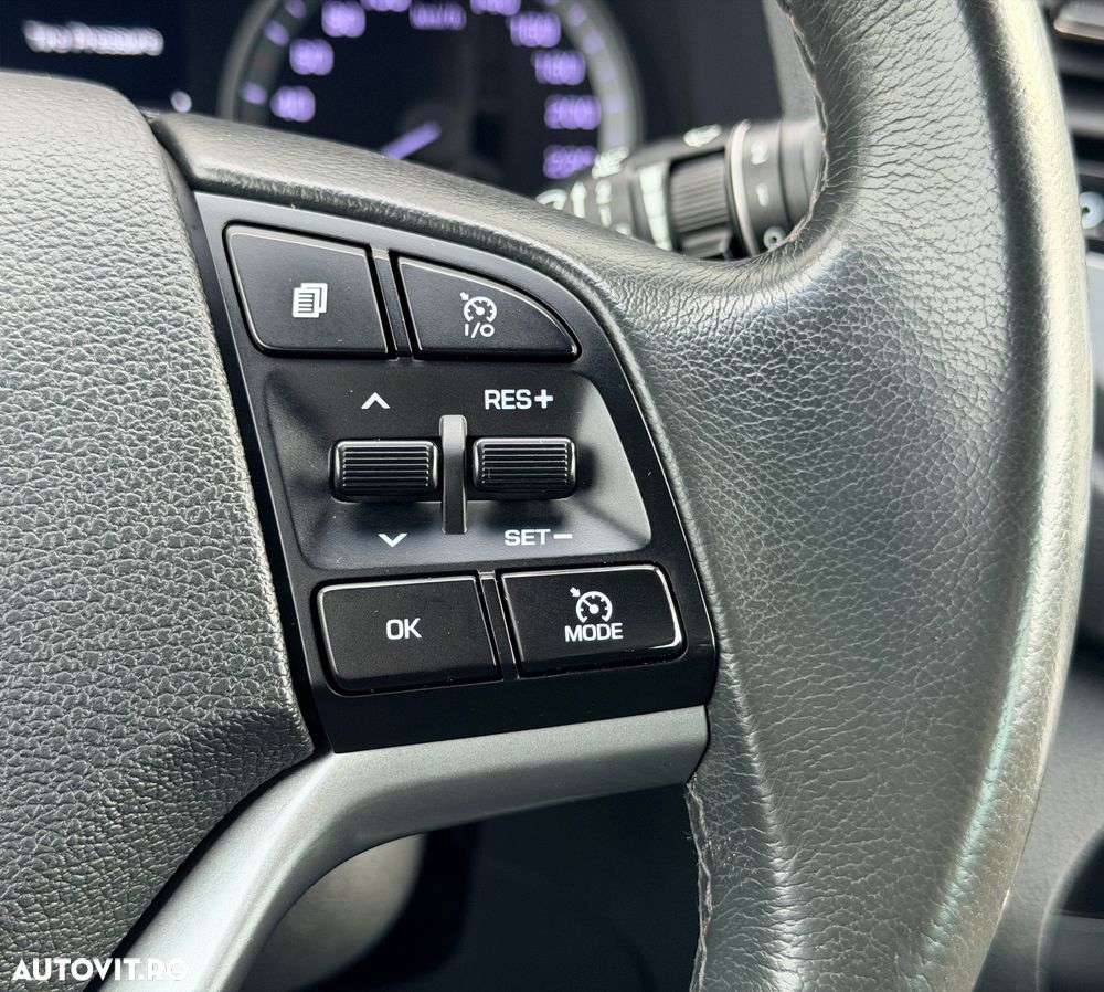 Hyundai Tucson blue 1.7 CRDi 2WD Passion Plus - 28