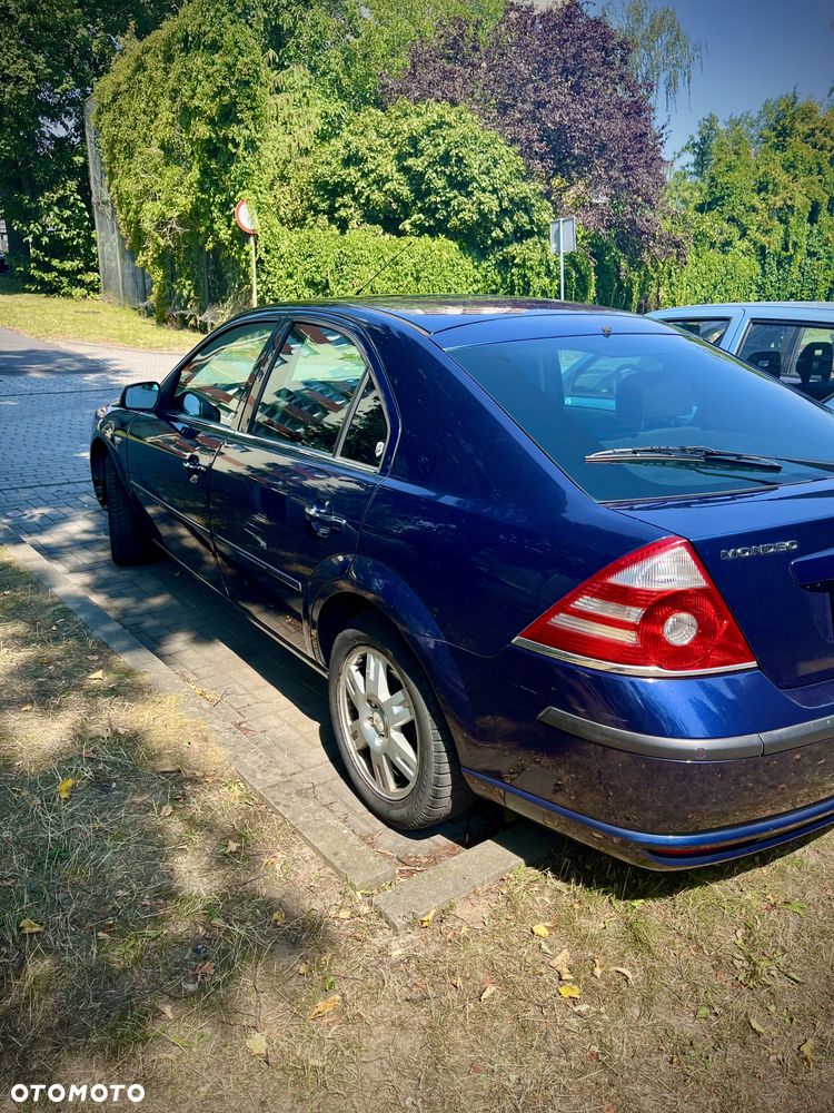 Ford Mondeo 1.8 Trend - 4