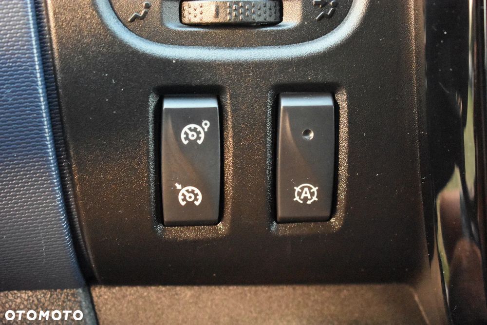 Opel Vivaro - 24