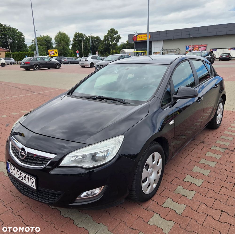 Opel Astra 1.4 Turbo Exklusiv - 1