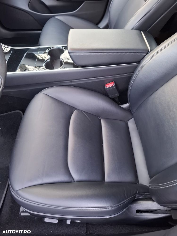 Tesla Model 3 Standard Reichweite Plus Hinterradantrieb - 12