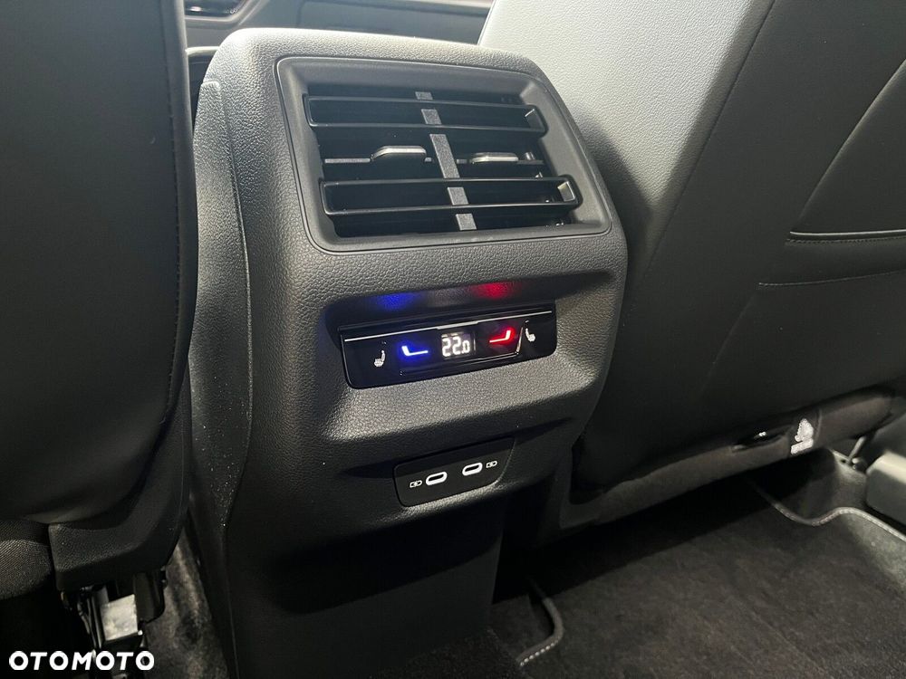 Volkswagen Tayron 2.0 TDI SCR 4Mot R-Line Plus DSG - 24