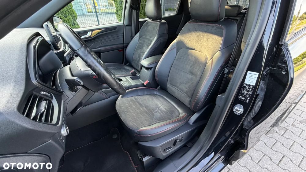 Ford Kuga 2.5P PHEV FWD ST-Line X - 19