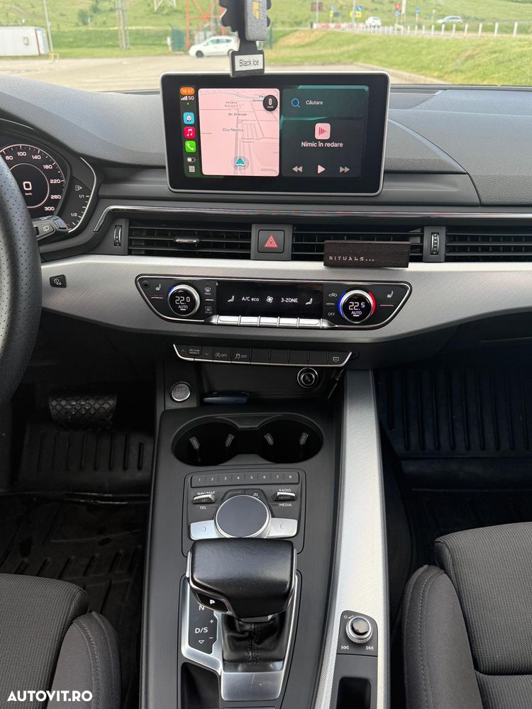 Audi A4 2.0 TDI ultra S tronic - 10