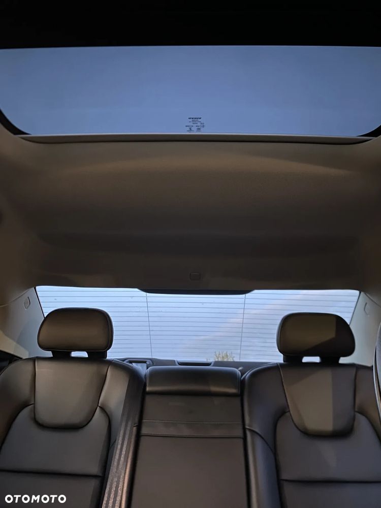 Volvo S60 T5 AWD Momentum Pro - 37