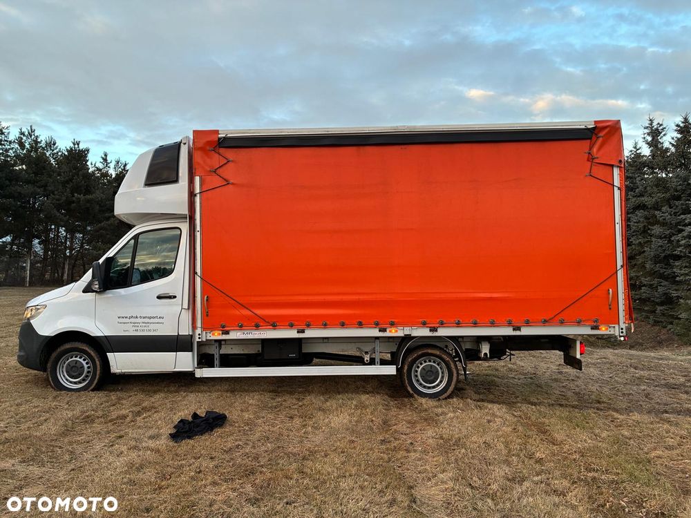 Mercedes-Benz SPRINTER - 16